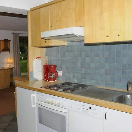 Appartementhaus St. Martin Seefeld w Tirolu