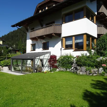 Appartementhaus St. Martin * Зеефельд в Тироле